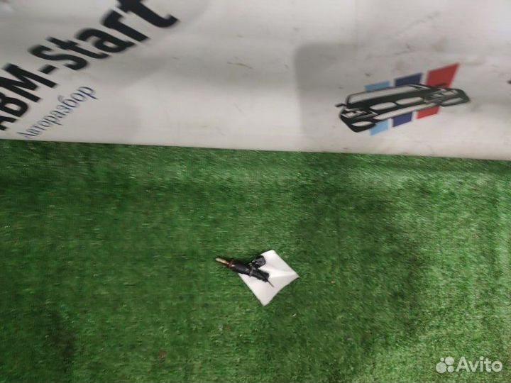 Форсунка топливная Bmw 523 F10 N52B25AF 2010