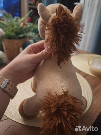 Игрушка лошадь