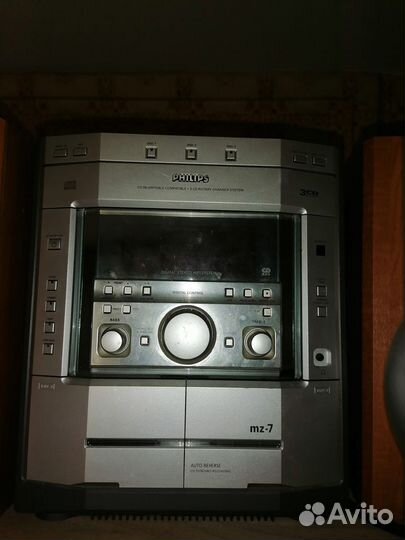 Музыкальный центр philips