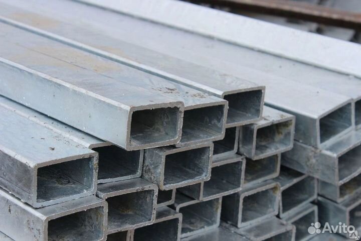 Труба профильная 80х40х3. Металлопрокат