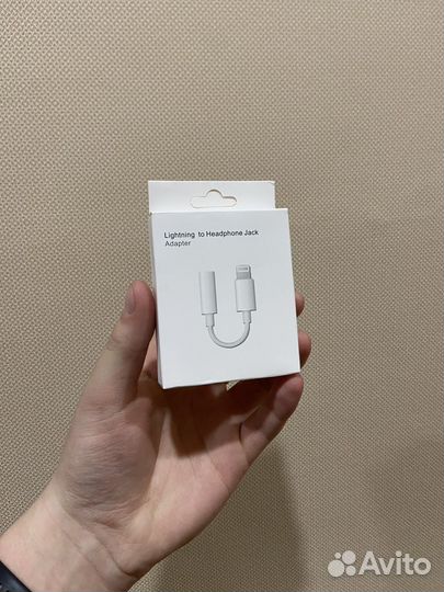 Переходник с Lightning на mini Jack 3.5