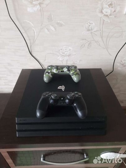 PS4 PRO