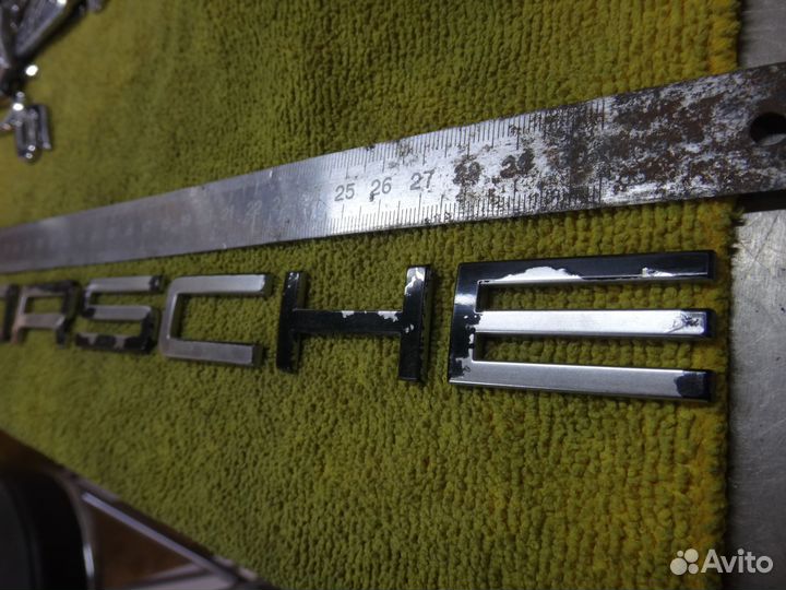 Порше Эмблема задняя Porsche