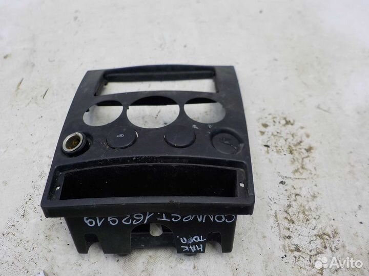 Накладка на торпеду Ford Torneo Connect