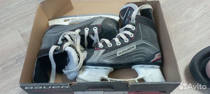 Хоккейные коньки bauer vapor