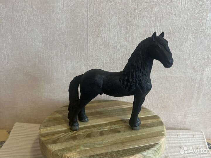 Фризские лошади Schleich