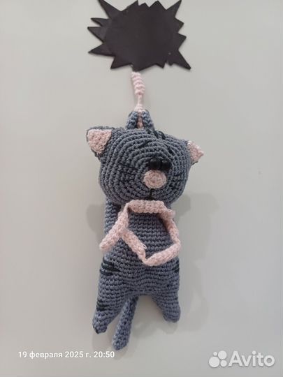 Кот воришка сосисок магнит на холодильник