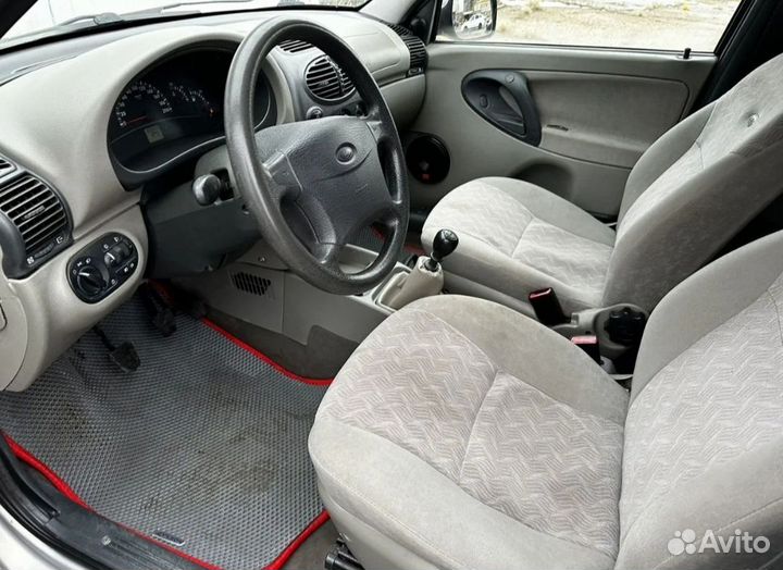 LADA Kalina 1.4 МТ, 2010, 5 000 км