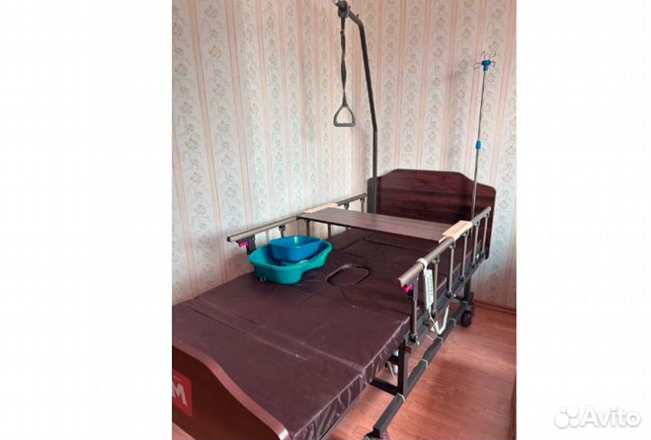 Медицинская кровать Revel электро лежачим +npoкат