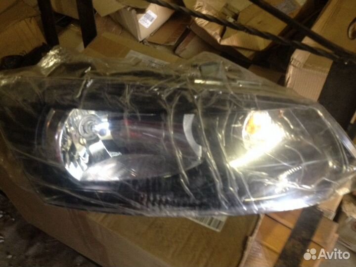 Фара правая\левая Polo Sedan с 2015-2020