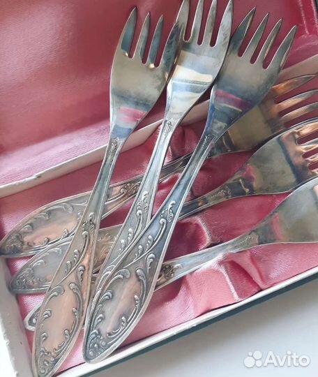 Новые мельхиоровые вилки для рыбы Кольчугино СССР