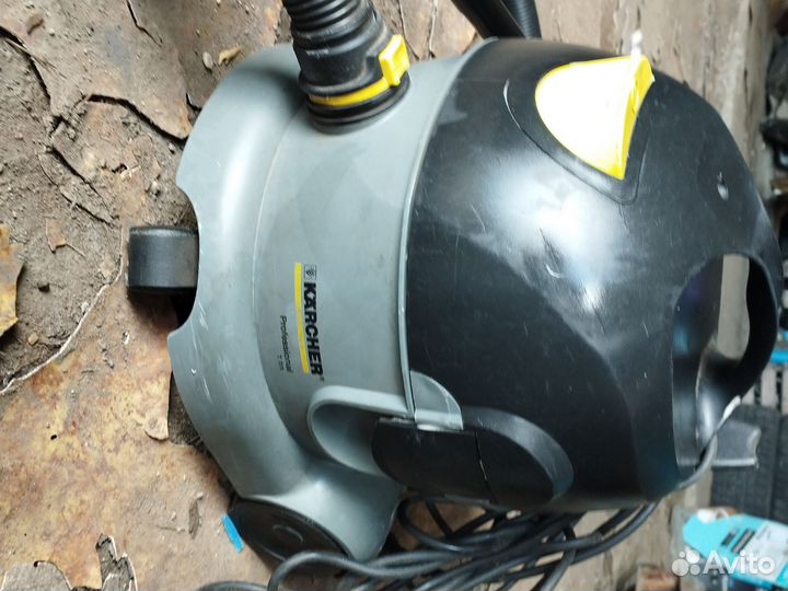 Продам пылесос бу Karcher