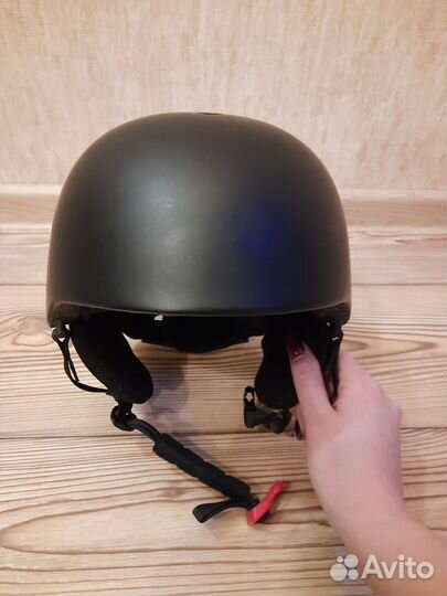 Шлем горнолыжный moon