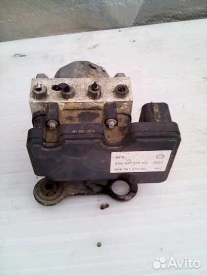 Блок ABS Volkswagen Polo 1,6 2012 год