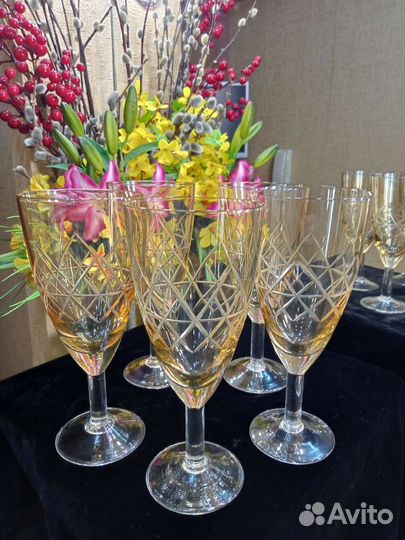 Фужеры цветное хрустальное стекло. хх век