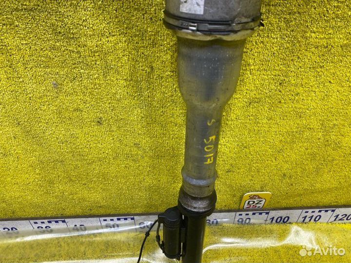 Стойка задняя левая Mercedes-Benz