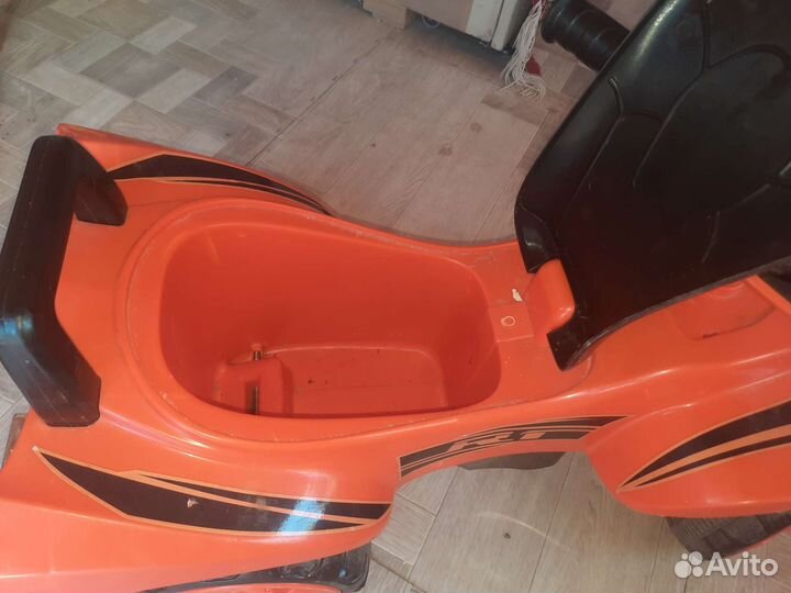 Машинка каталка