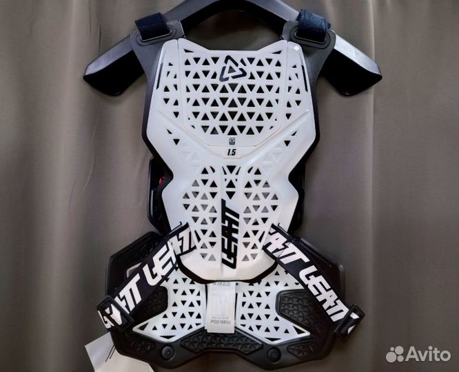Защита панцирь leatt Chest Protector 1.5 (Белый)