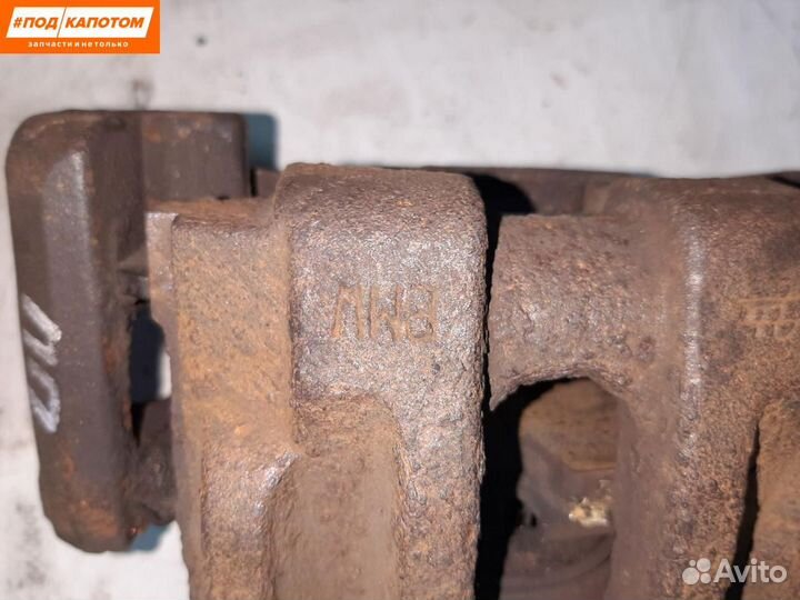 Суппорт тормозной передний правый BMW 3 E90 2007