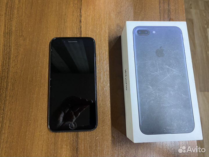 Телефон iPhone 7 plus на 128 гб