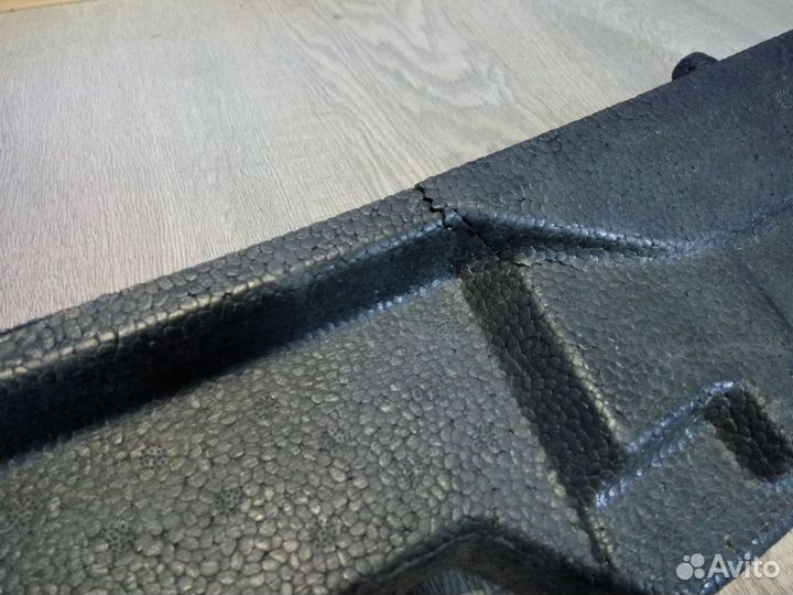 Абсорбер бампера Toyota Corolla 11 Е180 2013