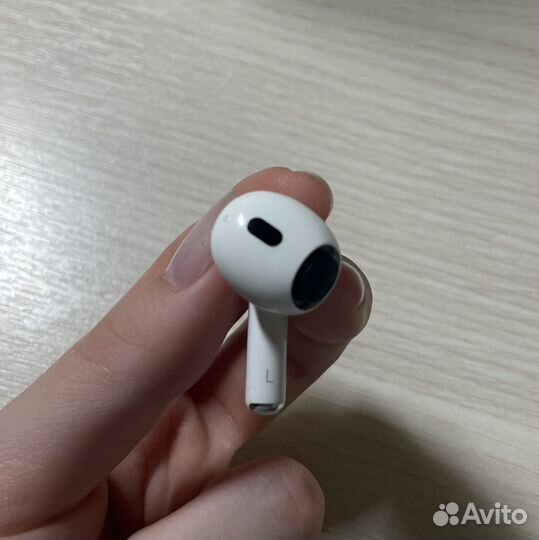 Левый наушник AirPods Pro (2-го поколения)