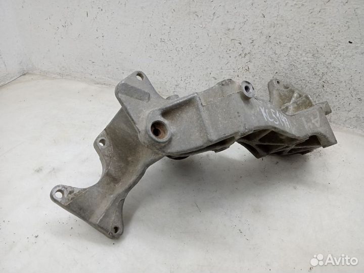 Кронштейн генератора volkswagen passat B5