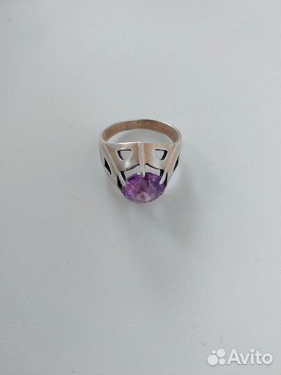 Серебряное кольцо