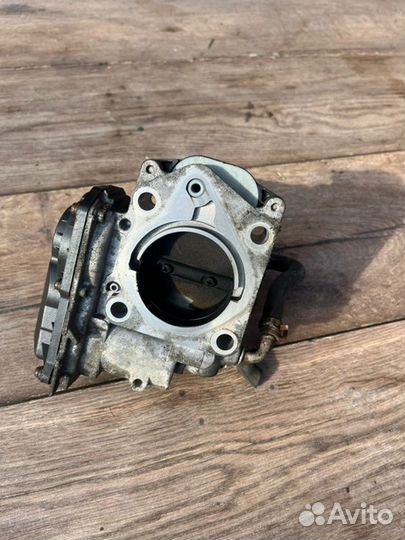 Дроссельная заслонка Honda Civic 4D 1.8 2006