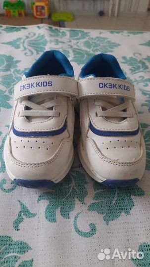 Кроссовки детские