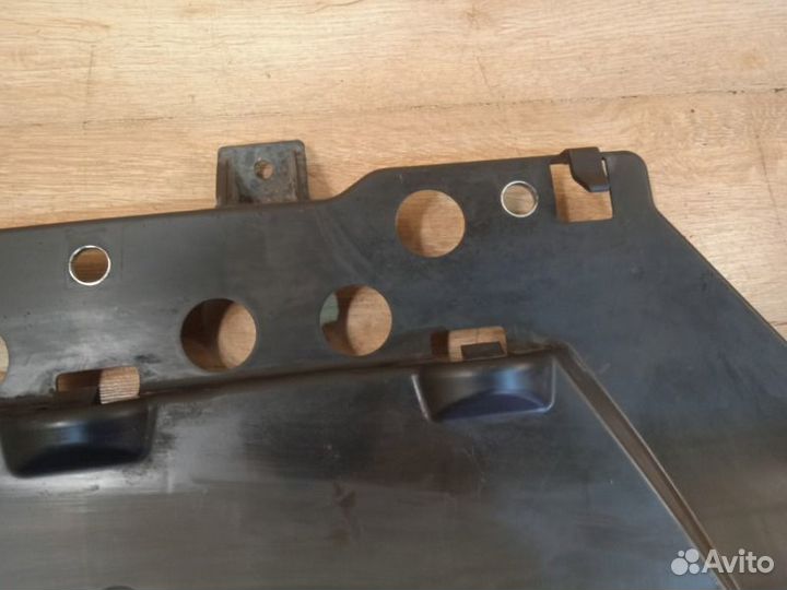 Накладка радиатора Mazda Mazda6 GJ 2.2 2013