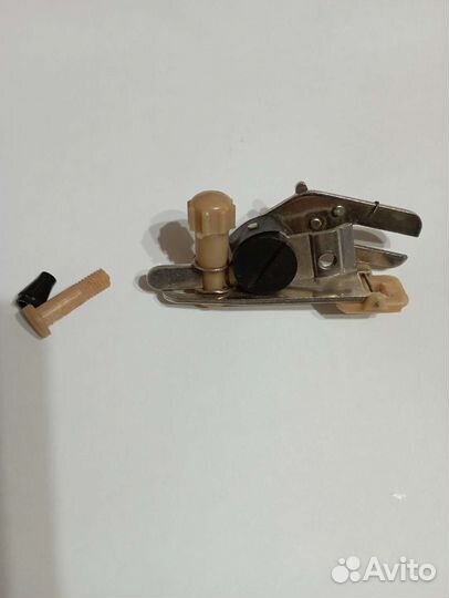 Приставка к бытовой швейной машине зиг-заг