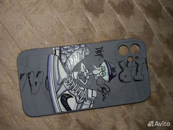 Чехол на iPhone 11