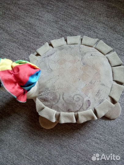 Подушка на диван черепаха
