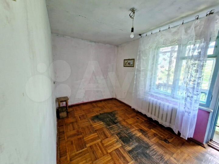 3-к. квартира, 53 м², 3/5 эт.