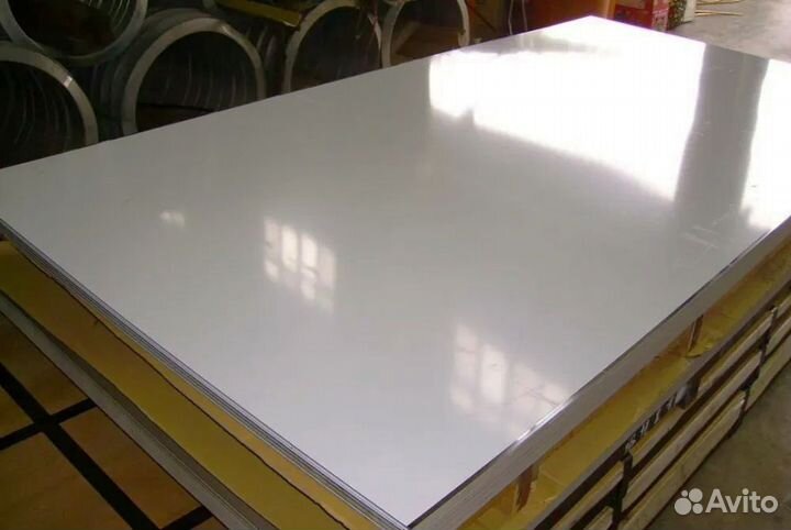 Лист гладкий