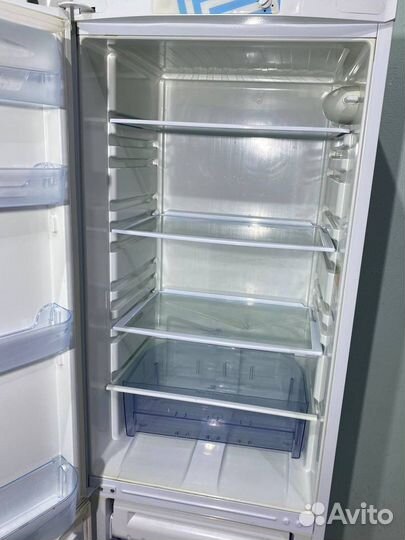 Холодильник Indesit