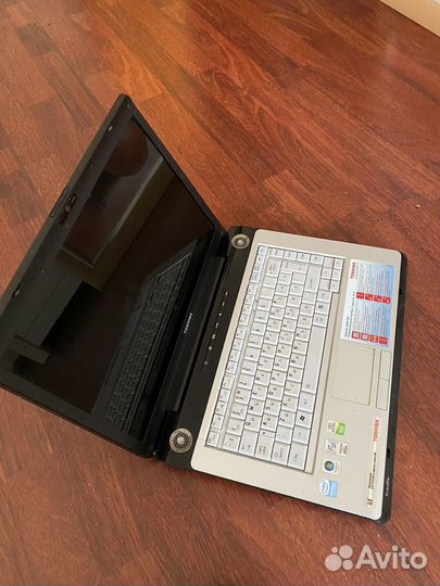 Ноутбук toshiba