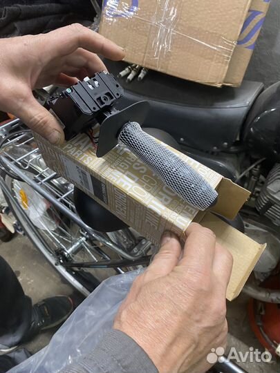 Подрулевой переключатель света Renault Logan 1