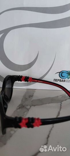 Солнцезащитные очки новые