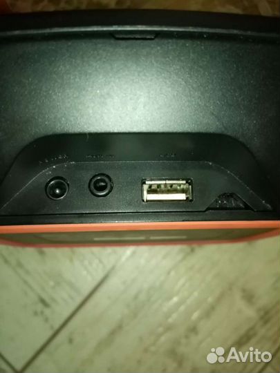 Колонка Док станция JBL OnBeat Micro