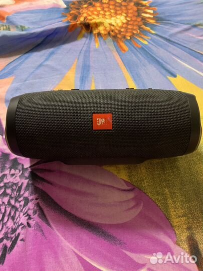Колонка jbl charge 3