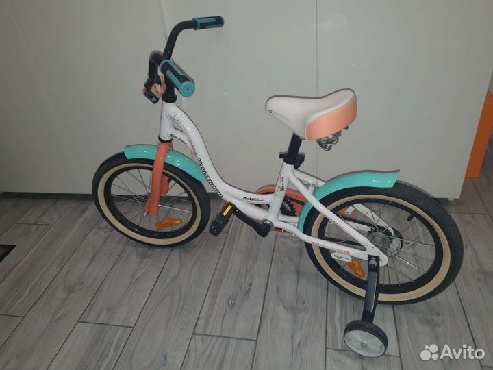 Детский велосипед novatrack 16