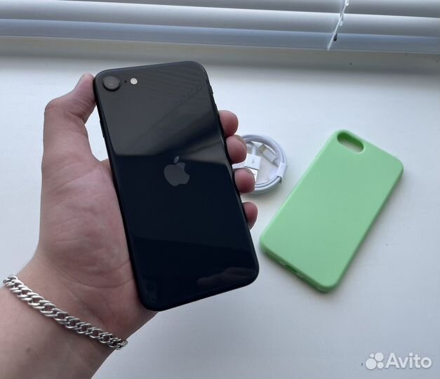 iPhone SE (2020), 64 ГБ