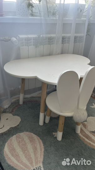 Стол и стул детский