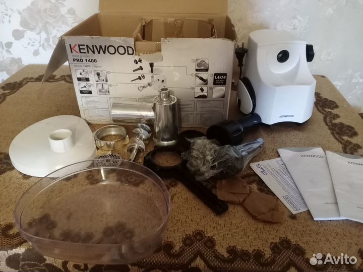 Мясорубка электрическая Kenwood MG450 1400