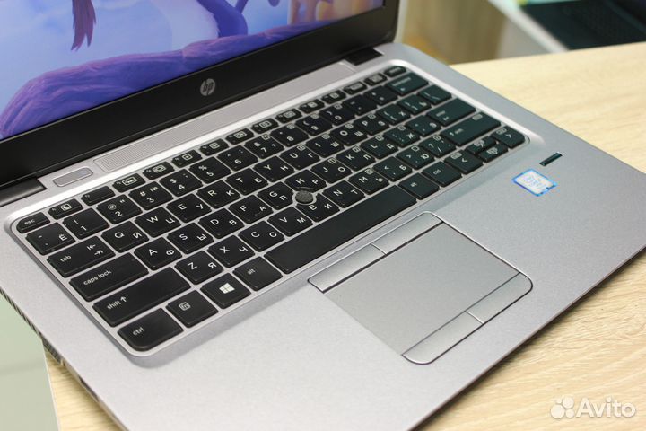 Ультрабук HP/Подсветка/IPS/12.5/i7-7600U/SSD 256GB