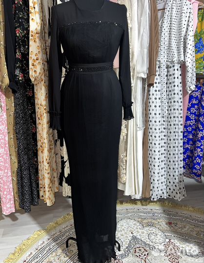 Платье вечернее