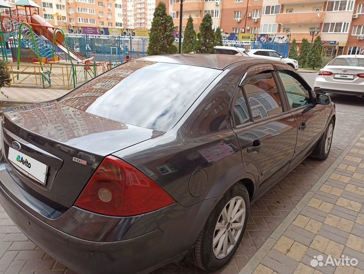 Ford Mondeo 2.0 МТ, 2001, 300 000 км