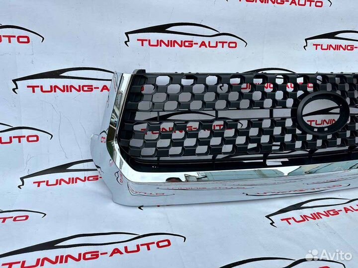 Решетка радиатора Toyota Tundra E7883